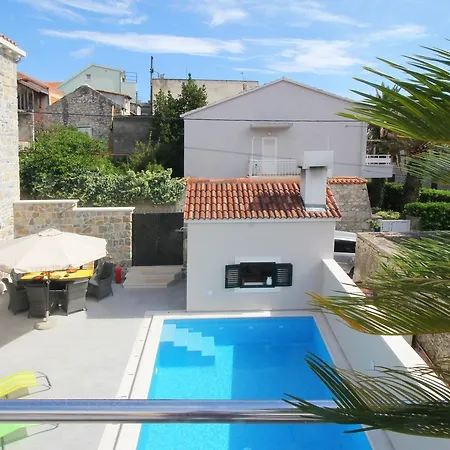 Villa Filipetti With Heated Pool *